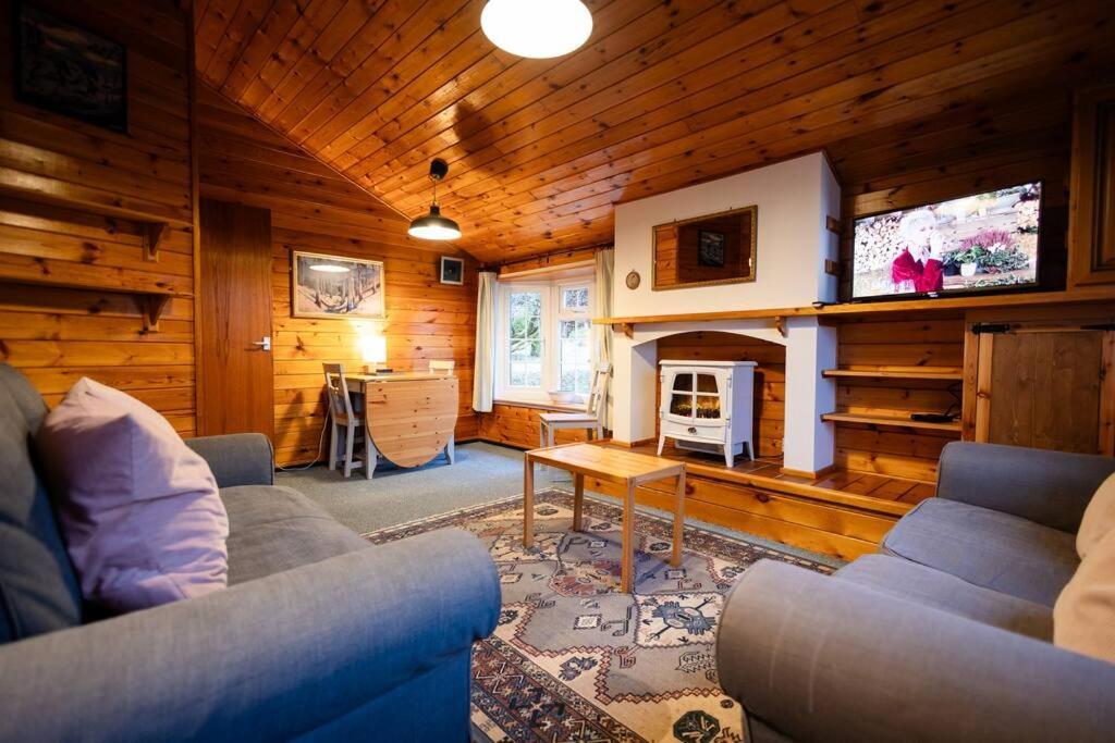 Cozy Norwegian Style Log Cabin In Rural Snowdonia - 2 Bedrooms & Parking By Seren Short Stays Ffestiniog Eksteriør bilde