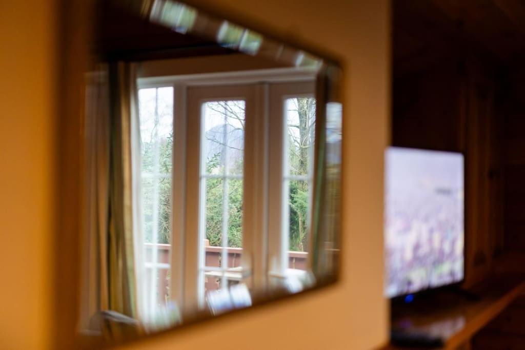 Cozy Norwegian Style Log Cabin In Rural Snowdonia - 2 Bedrooms & Parking By Seren Short Stays Ffestiniog Eksteriør bilde